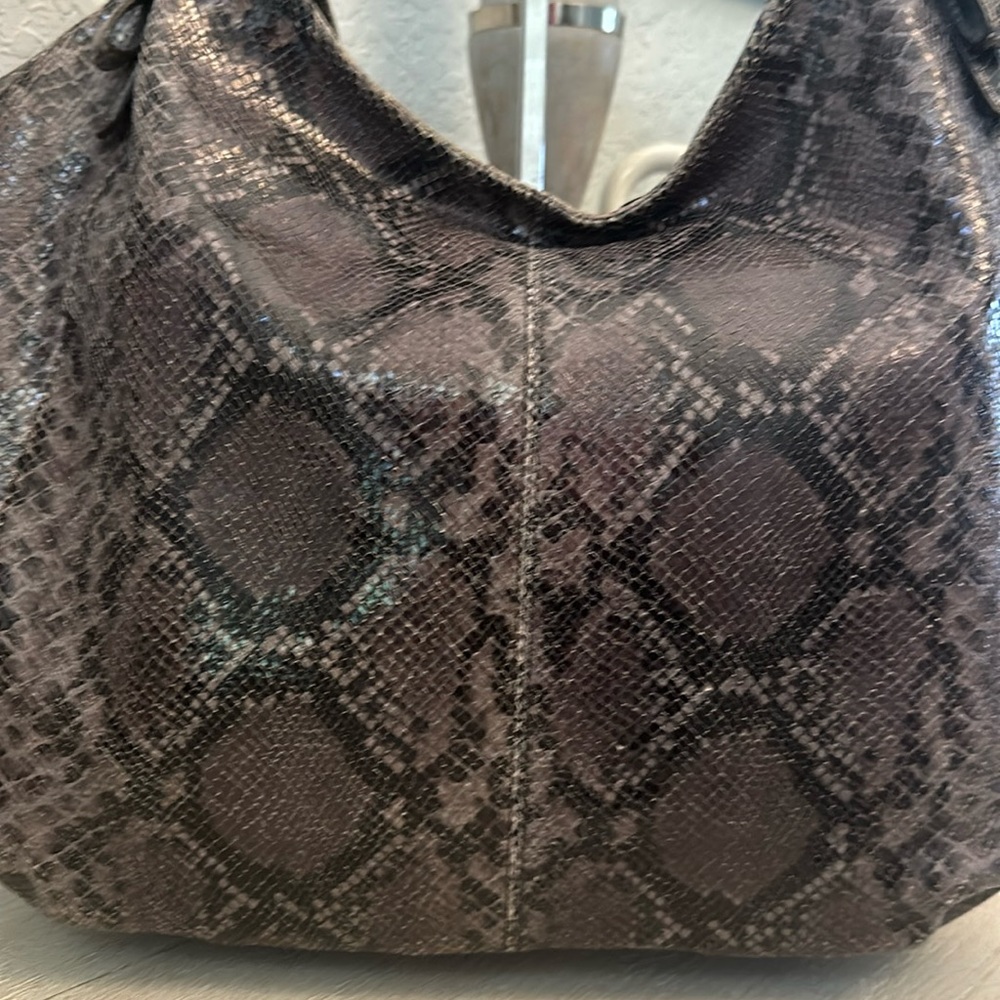 Coach Madison Python Tote Grey Black Snake print embossed - Picture 4 of 16